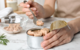 Pesquisadores descobrem como reduzir os níveis de mercúrio no atum enlatado usando um método simples