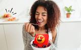 Pele saudável e alimentação em dia: essas são as 4 frutas que você precisa comer para rejuvenescer