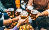 Cientistas descobrem uma bebida que ajuda a reduzir o desejo por álcool se consumida nesse horário