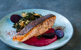 Salmão grelhado e temperado perfeito: eu testei muitas receitas de chef e aprendi o segredo para fazer esse peixe igual ao do restaurante chique