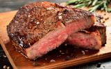 Faça um bife suculento com esses truques práticos e fáceis que servem para qualquer corte de carne!