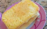 Substitua o pão francês por esse pão de tapioca com 4 ingredientes que fica pronto em 3 minutos!