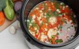 Hora das receitas de inverno! Veja 3 panelas de pressão elétricas por menos de R$ 300!