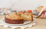 Para um bolo de banana extremamente fofo, como o que sua mãe faz, aqui está uma receita prática e rápida que pode ser feita no liquidificador