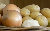 Entenda por que você NUNCA deve guardar a batata junto com a cebola!