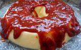 Pudim de queijo com goiabada que derrete na boca a cada colherada: receita fácil e com um contraste perfeito de sabores