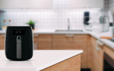 Air Fryer com mais de R$ 400,00 de desconto? Veja a fritadeira elétrica com a maior oferta nesta Black Friday