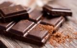 Comer chocolate amargo te deixa mais feliz e alivia ansiedade: veja como consumir com o TudoGostoso