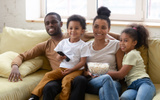5 receitas rápidas para uma noite de cinema em casa