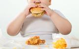 É uma emergência de saúde global: obesidade infantil quase dobra em todo o mundo (e o que pode ser feito para combater isso)