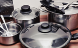 Panela velha é que faz comida boa? Confira 3 jogos de panela que vão mudar a forma como você cozinha