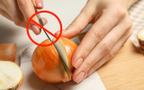Sem faca e sem máquinas: esse é o melhor jeito de cortar cebolas