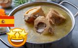 "Proteína sem calorias": aprendi a tradicional receita de caldo de ossos com a avó espanhola da minha amiga; é simplesmente um jantar perfeito!