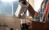 Sente sono depois de tomar café? Descubra o que pode causar esse efeito