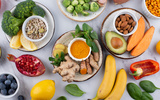 A maioria das pessoas pode, mas não sabe como aumentar a imunidade com atitudes simples na alimentação