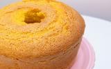 Eu finalmente recriei o bolo de fubá da minha avó (e ficou melhor do que eu lembrava)