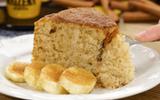 Esse bolo de banana rápido vai deixar o lanche da tarde irresistível. Aprenda como fazer!