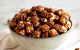 Descobri o segredo de um pipoqueiro gourmet e agora só faço pipoca doce assim, fica crocante, deliciosa, divina!