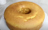 Sem leite, com pouco óleo: esse bolo é um milagre, tão simples e gostoso que só acredito porque eu fiz e comi