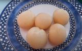 Nada de forno, só 2 ingredientes e pronto em minutos: pão de queijo de requeijão é a receita da felicidade aqui em casa