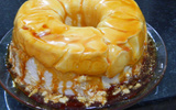Quem prova, aprova: pudim de claras é o jeito mais gostoso de aproveitar a parte do ovo que sobrou de outra receita!