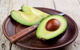 Motivos para comer abacate: 10 razões para incluir a fruta na alimentação