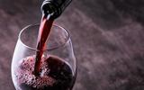 Por que uma taça de vinho por dia pode fazer bem