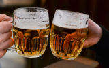 Outubro Rosa: consumo de álcool em qualquer quantidade aumenta o risco de câncer de mama