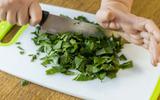 ORA-PRO-NÓBIS: elimine a baba da planta com esse truque simples e deixe a sua receita poderosa ainda mais gostosa