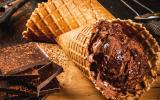 Sorvete cremoso de chocolate vai derreter na sua boca e só usa 4 ingredientes! Descubra como fazer