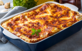 Domingo é o dia perfeito para preparar essa lasanha incrementada e reunir a família em um almoço incrível