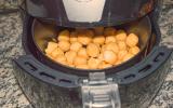 Petiscos na airfryer: 7 receitas com queijo rápidas e fáceis para fazer na fritadeira
