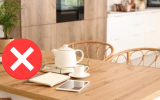 Adeus à clássica mesa de jantar: nova tendência poupa espaço e é ideal para casas modernas