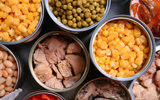 Essa é a única coisa que você precisa saber para comprar alimentos em lata saudáveis (sim, eles existem!)