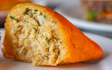 Frango cremoso para rechear coxinha: receita da vovó com requeijão é simples e sempre dá certo