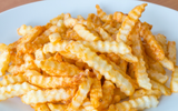 O truque do vinagre que os restaurantes não contam: batata frita sequinha e crocante na textura perfeita se faz assim
