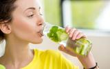 Água com pepino: como ela afeta o açúcar no sangue se você tomar essa bebida regularmente