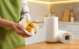 10 maneiras de usar o papel-toalha que você não sabia