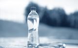 A alarmante descoberta sobre o impacto na saúde de beber água engarrafada, segundo cientistas - aqui está o que você precisa saber