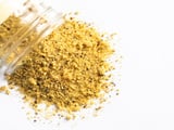 Parei de gastar com tempero pronto depois que descobri no TudoGostoso como fazer lemon pepper em casa