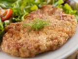Quase ninguém faz isso antes de fritar o bife à milanesa, mas aprendi no TudoGostoso e faz toda a diferença