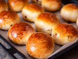 Não precisa mais ir na padaria todo dia: essa receita de frigideira com 3 ingredientes é mais barata, saudável e fica pronta em 5 minutos
