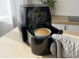 Você só precisa de 15 minutos e 4 ingredientes para fazer esse pãozinho de aveia na airfryer, perfeito para o café da manhã!