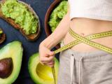 Quem faz dieta para emagrecer pode adicionar abacate ao cardápio ou é muito calórico? A resposta vai te surpreender!