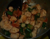 Frango com quiabo