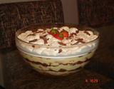 Pavê de chocolate com morangos