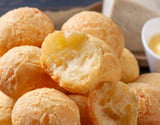 Pão de queijo fácil com receita da vovó para fazer no Dia das Crianças