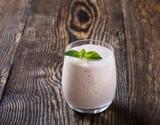 Vitamina de ameixas e aveia