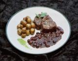 Lombo ao molho de mirtilo (blueberry)