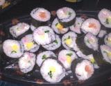Sushi de kani com manga (versão Brasil)